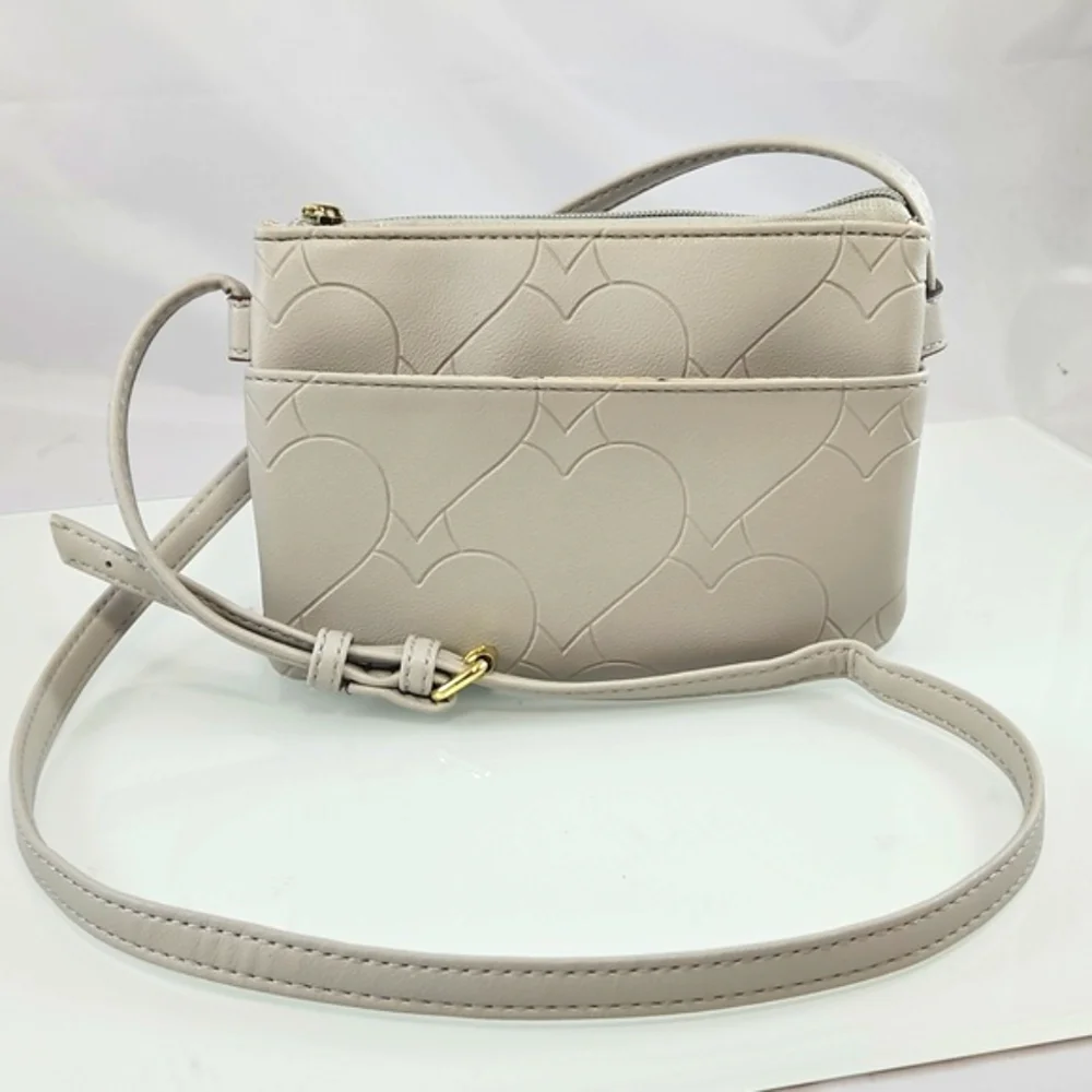 New! Juicy Couture Cream Heart Crossbody Bag